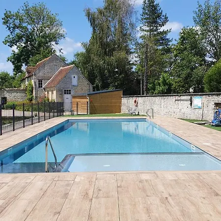 D'hotes Chateau De Πανσιόν 3*