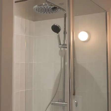 Πανσιόν D'hotes Chateau De 3*