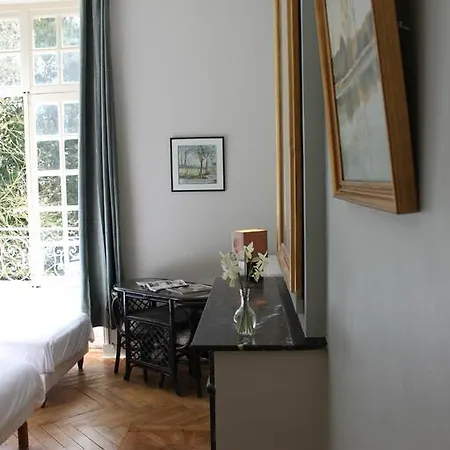 D'hotes Chateau De Πανσιόν