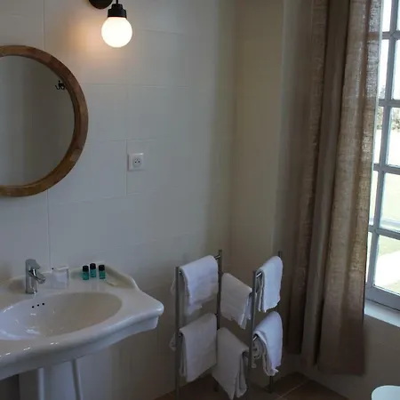 Konukevi Chambres D'hotes Chateau De Martragny