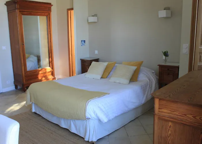 D'hotes Chateau De Guest house 3*