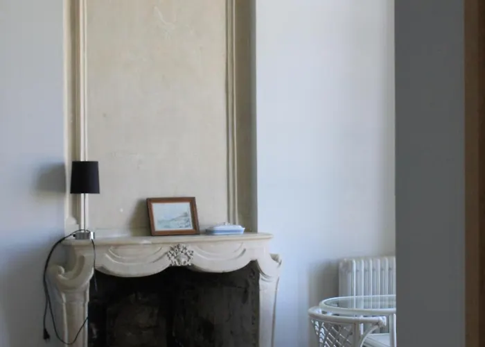 D'hotes Chateau De Guest house