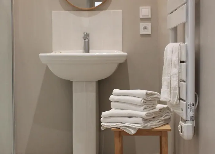 ゲストハウス シャンブル ドット シャトー ドゥ マルトラニー Martragny