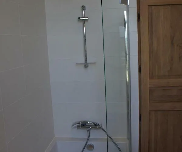 シャンブル ドット シャトー ドゥ マルトラニー ゲストハウス